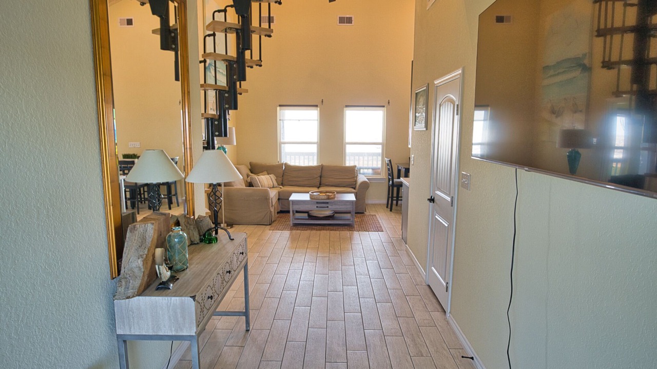 Photo of Livingroom in Cedar Lane