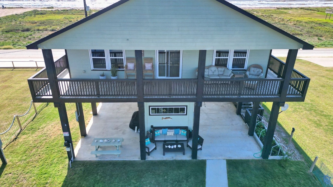 Photo of Patio Balcony in Cedar Lane