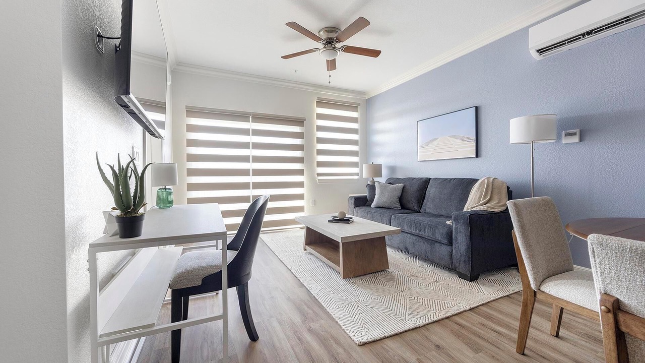 Photo of Livingroom in Johnstown