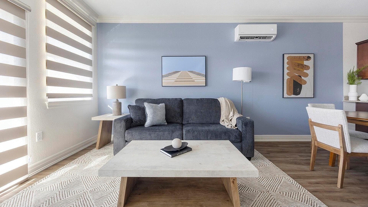Photo of Livingroom in Johnstown
