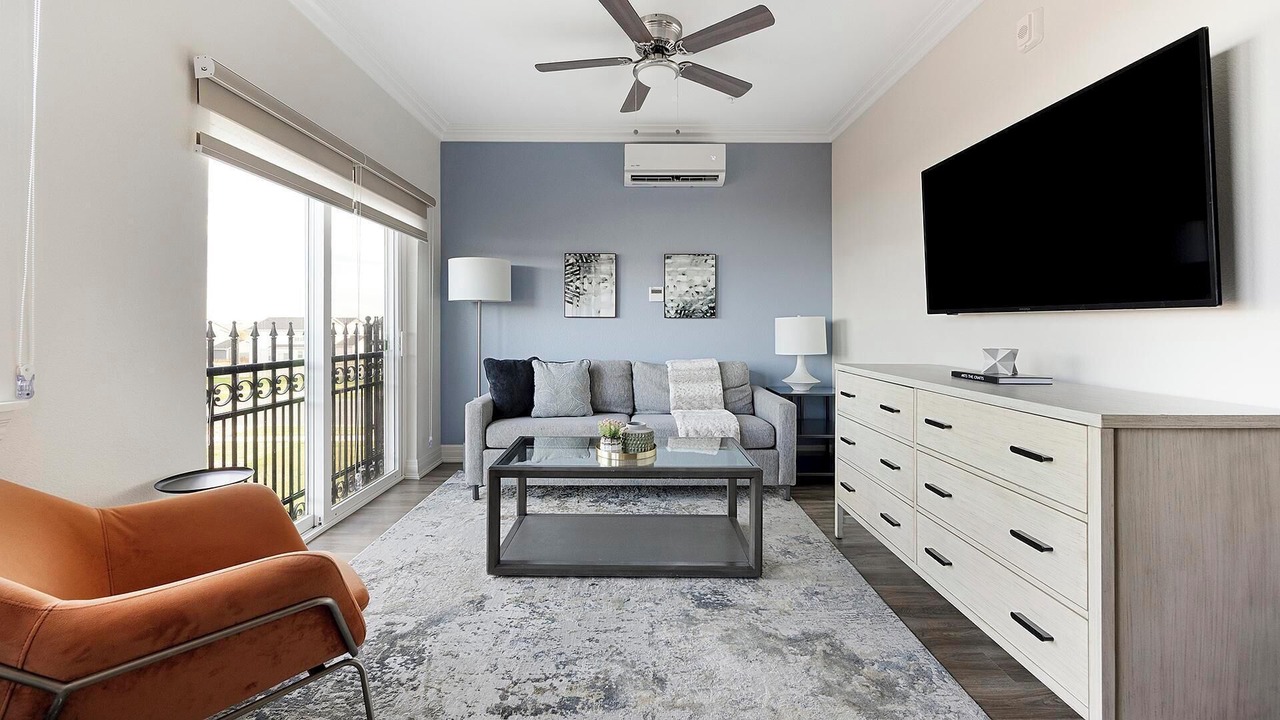 Photo of Livingroom in Johnstown