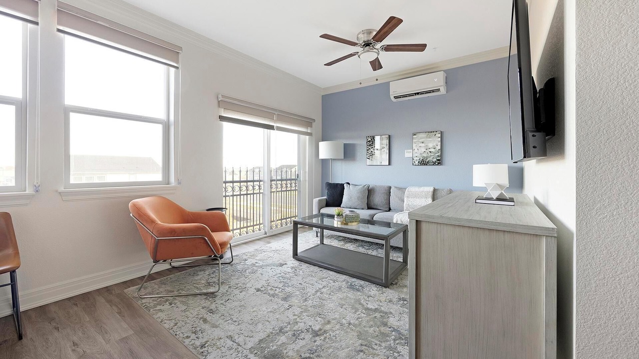 Photo of Livingroom in Johnstown