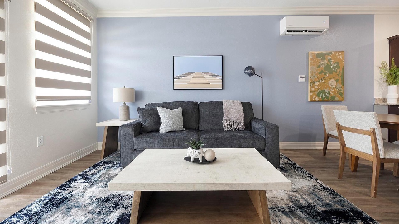 Photo of Livingroom in Johnstown