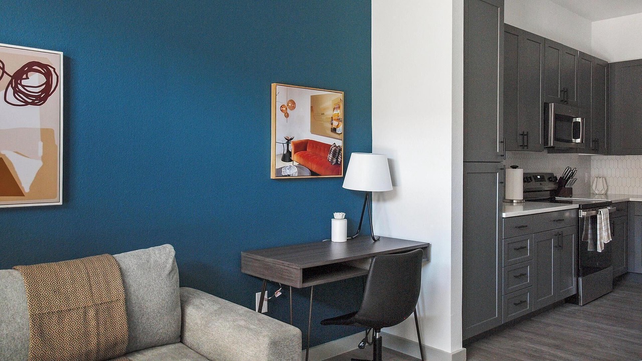 Photo of Livingroom in MLK