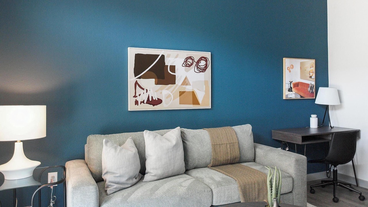 Photo of Livingroom in MLK