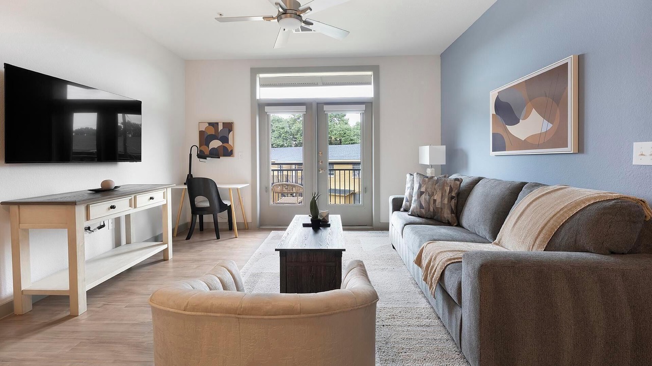 Photo of Livingroom in MLK
