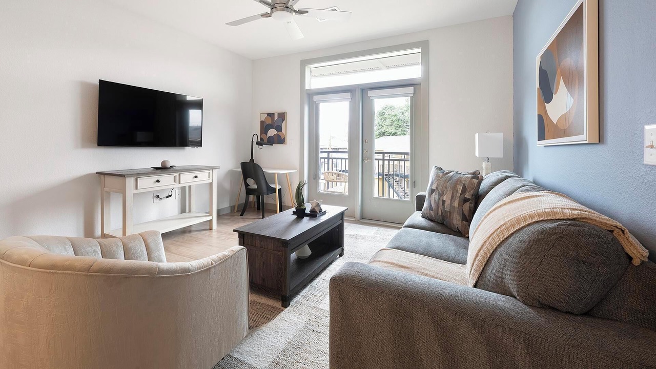 Photo of Livingroom in MLK