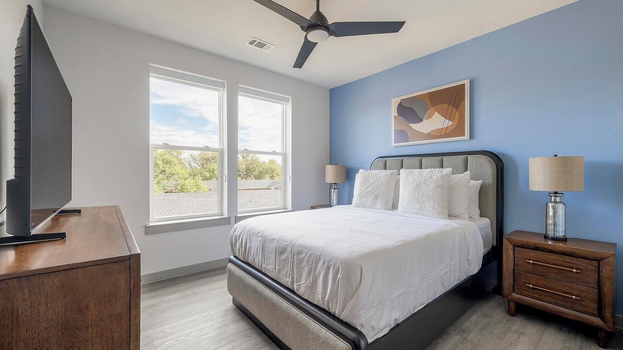 Photo of Bedroom in MLK
