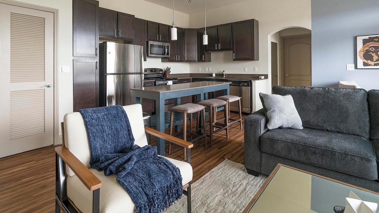 Photo of Livingroom in Spring