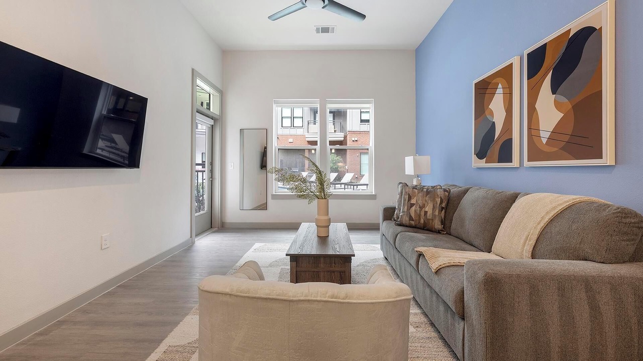 Photo of Livingroom in MLK