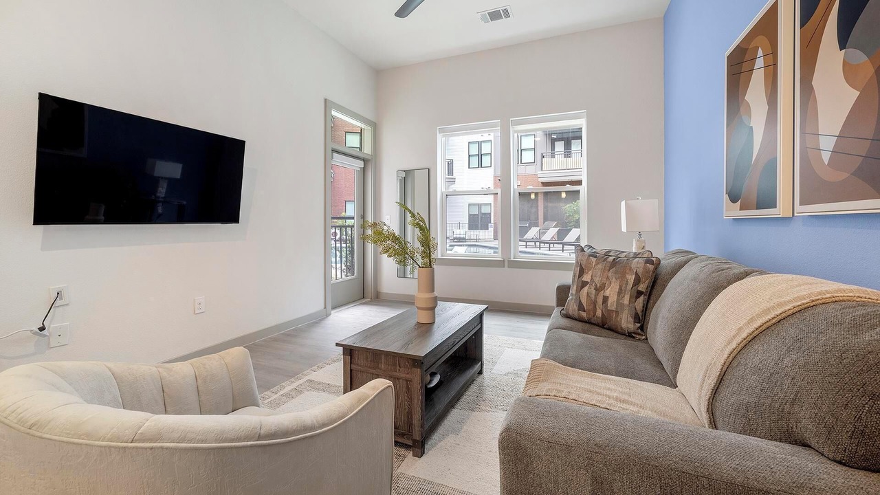 Photo of Livingroom in MLK