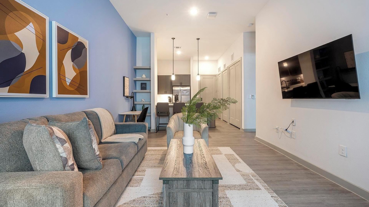 Photo of Livingroom in MLK