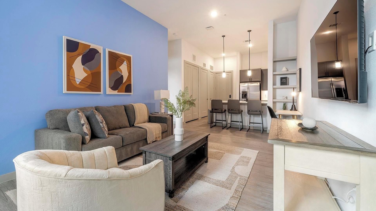 Photo of Livingroom in MLK
