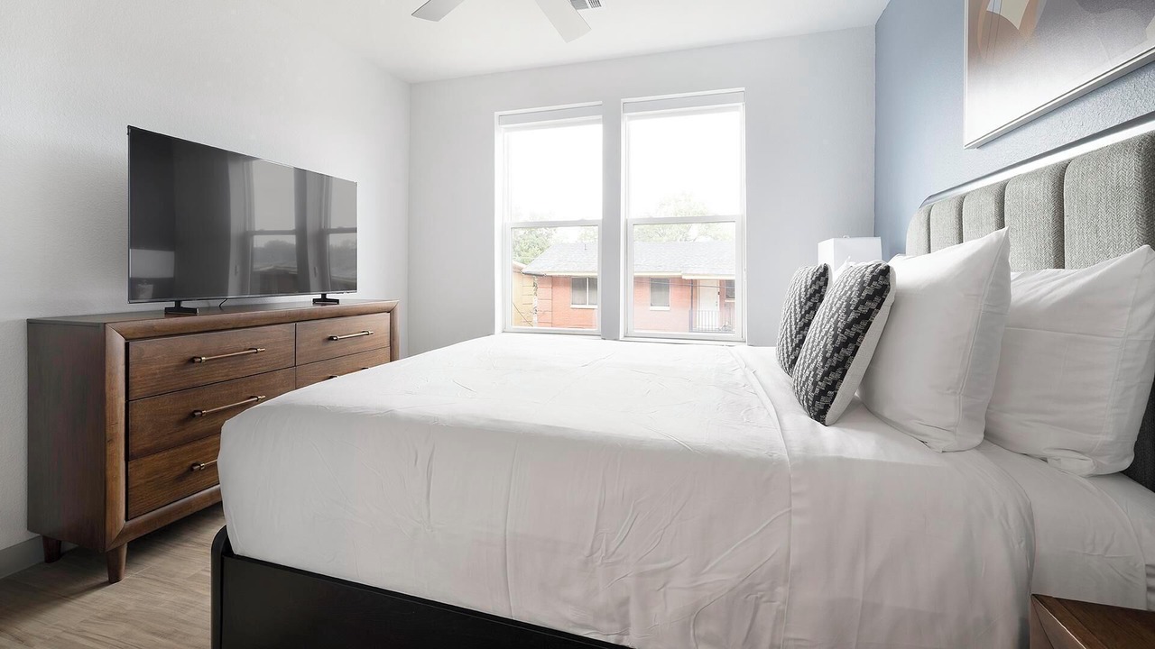Photo of Bedroom in MLK