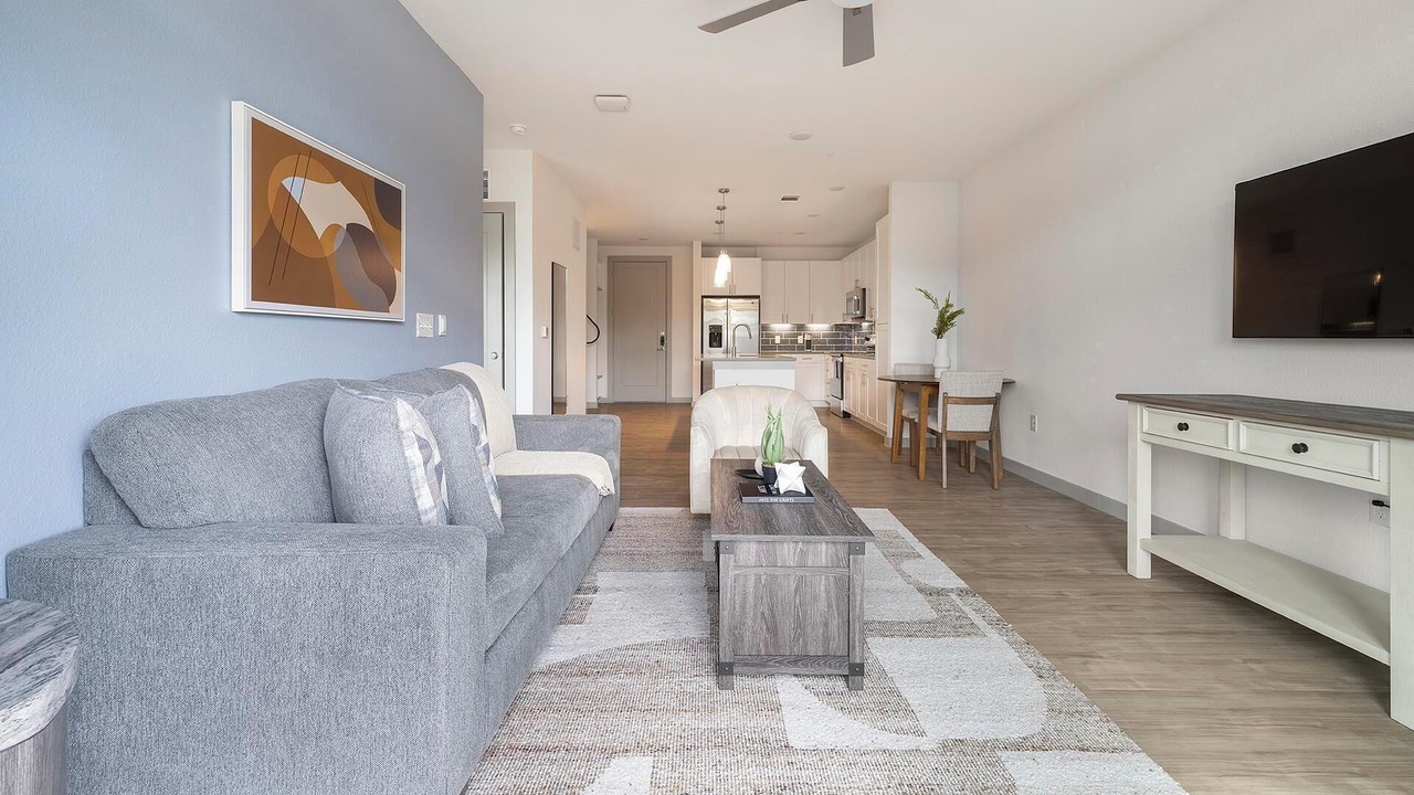 Photo of Livingroom in MLK
