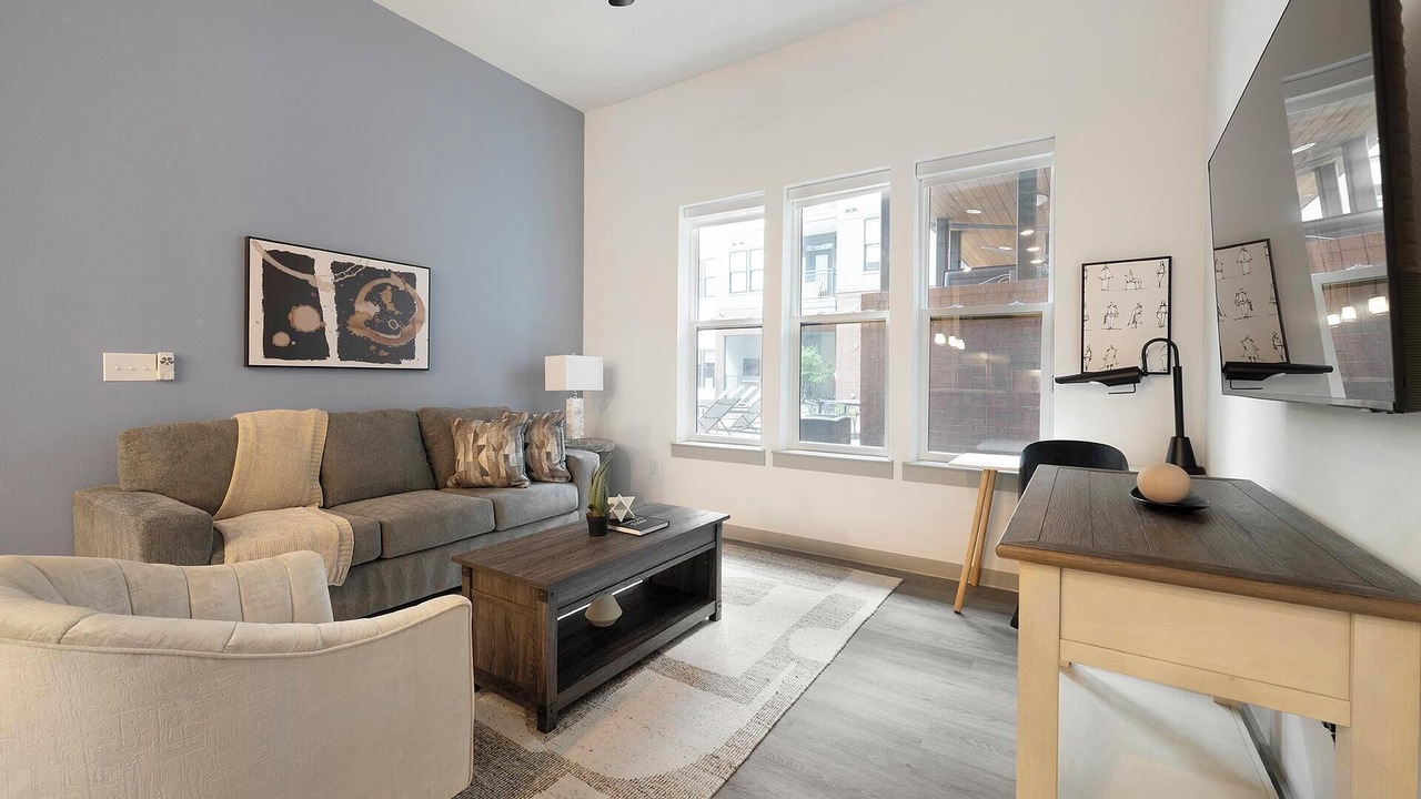 Photo of Livingroom in MLK