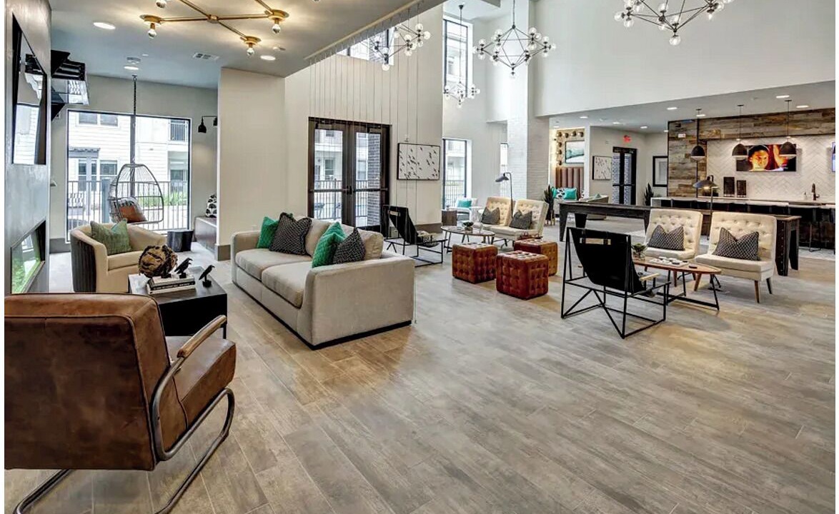 Photo of Livingroom in Montopolis