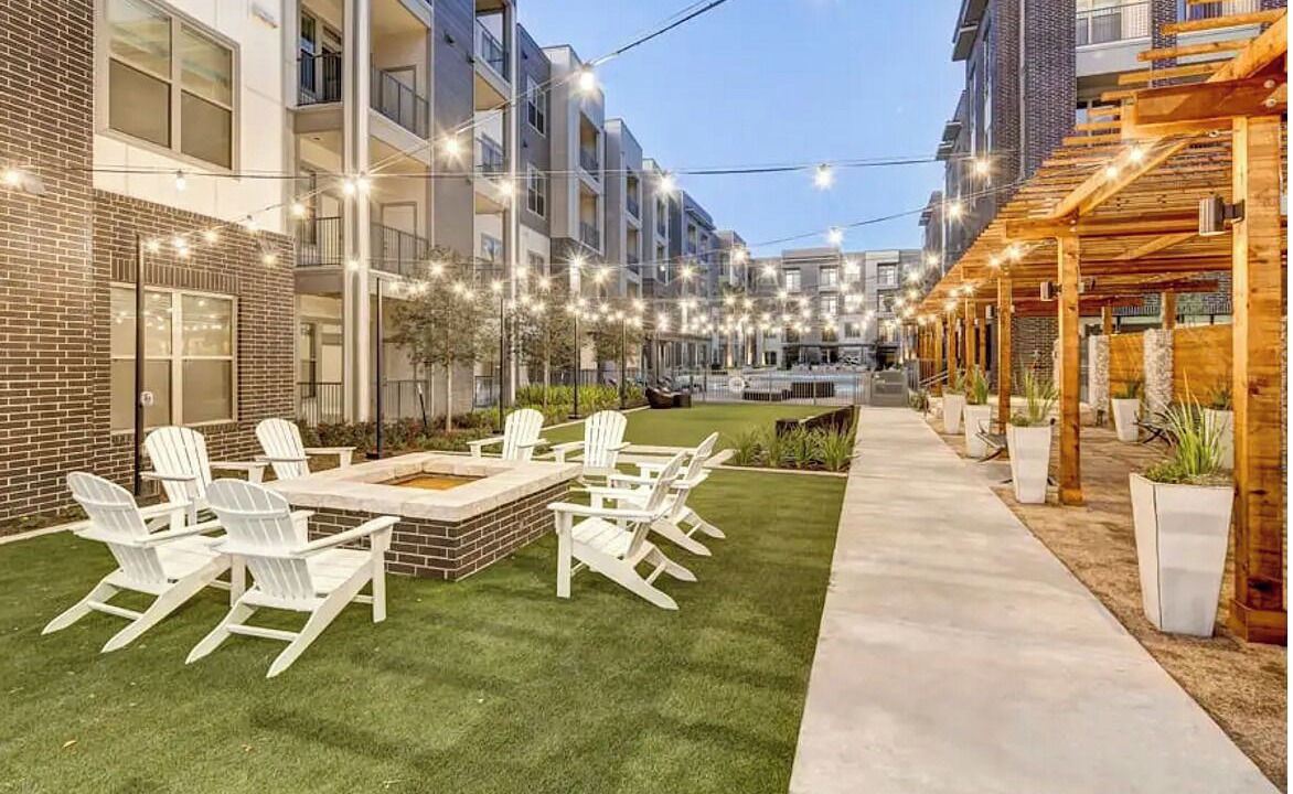 Photo of Outdoor in Montopolis