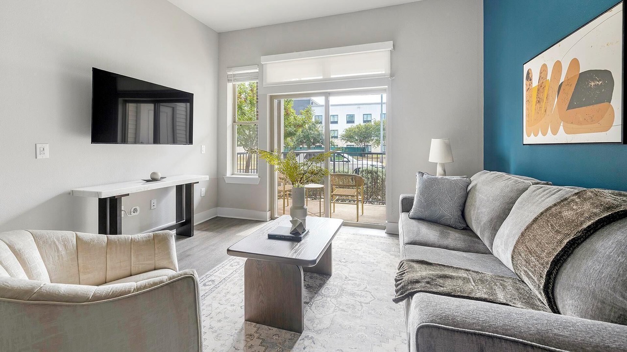 Photo of Livingroom in Montopolis