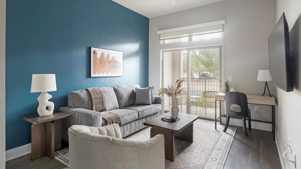 Photo of Livingroom in Montopolis