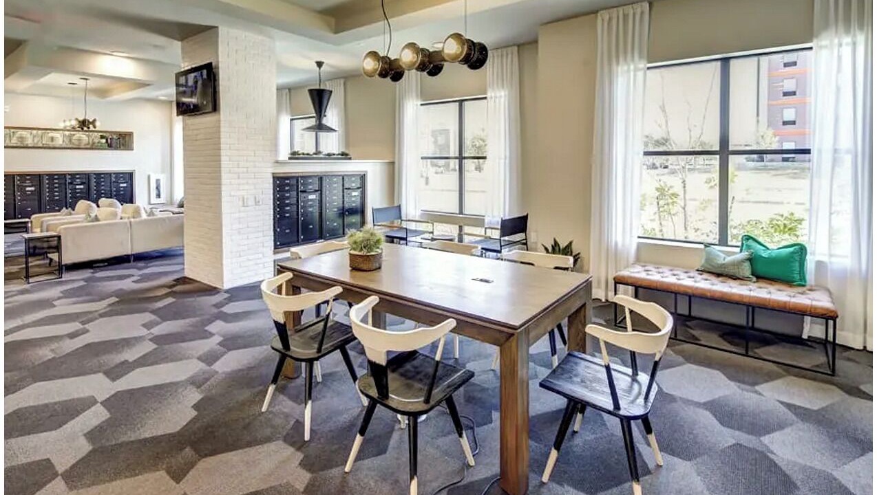 Photo of Others in Montopolis