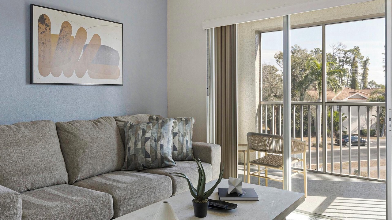 Photo of Livingroom in North Port