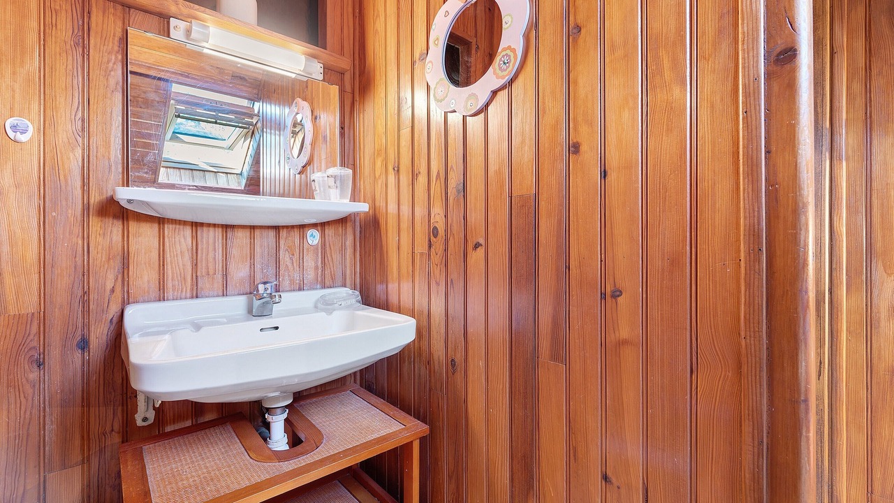 Photo of Bathroom in Gedre