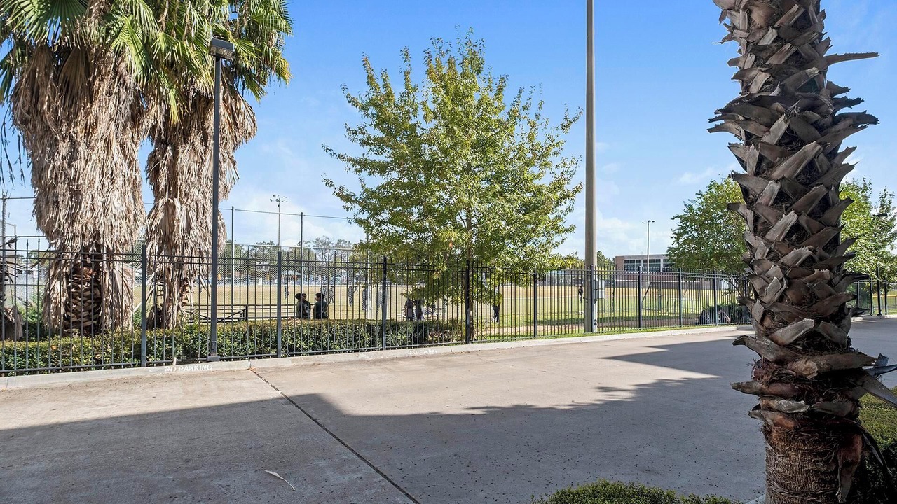 Photo of Others in Westchase