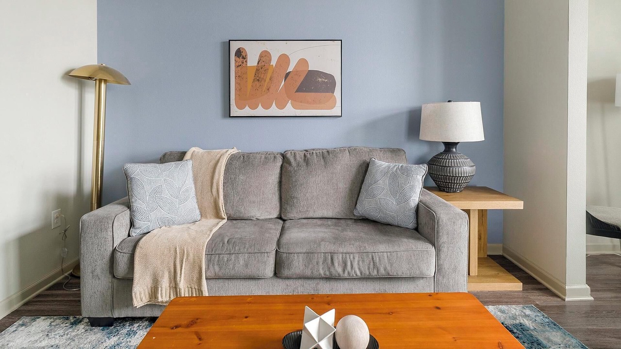 Photo of Livingroom in Westchase