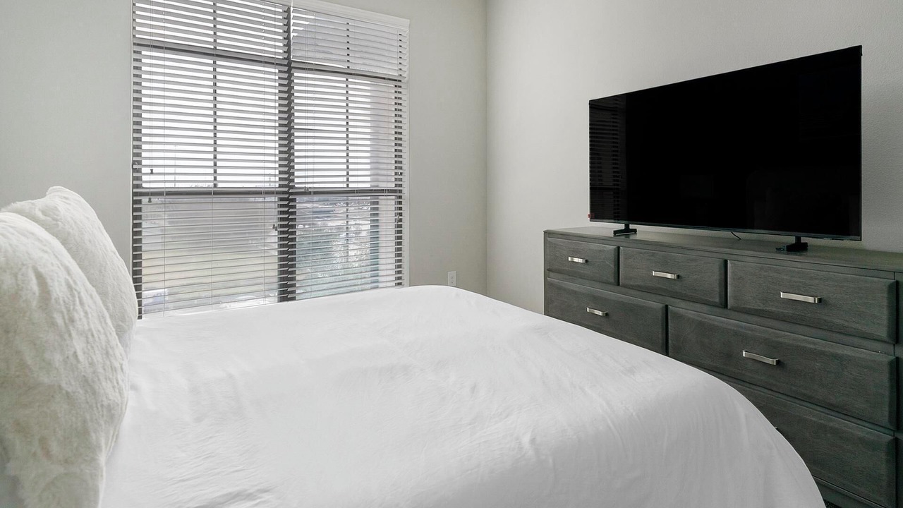 Photo of Bedroom in Westchase