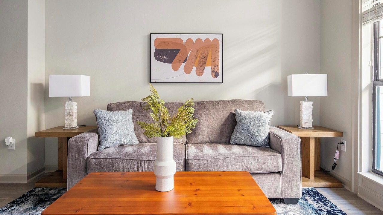 Photo of Livingroom in Westchase