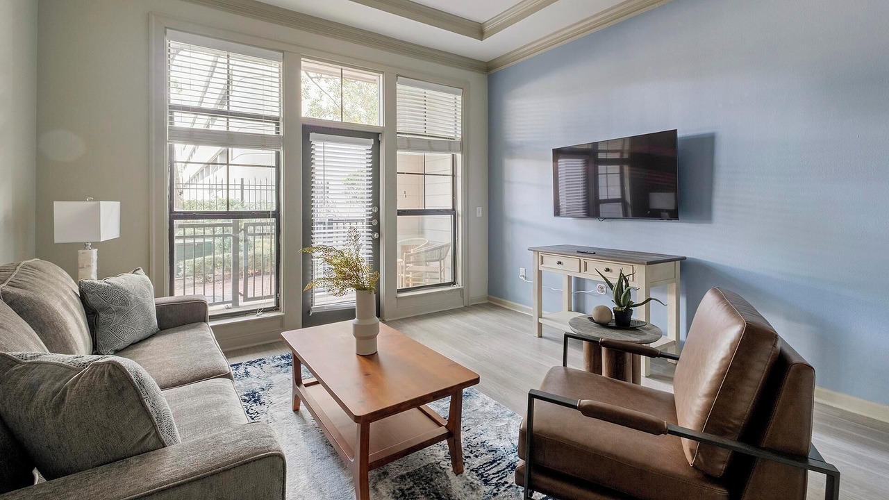 Photo of Livingroom in Westchase