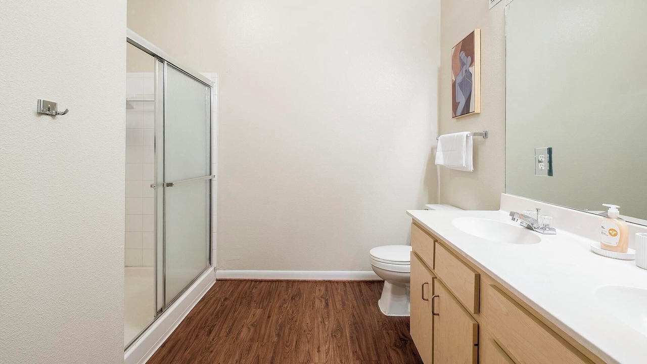 Photo of Bathroom in Southbelt/Ellington