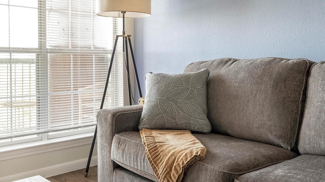 Photo of Livingroom in Southbelt/Ellington