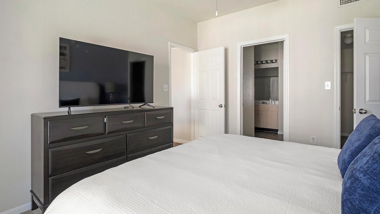 Photo of Bedroom in Southbelt/Ellington