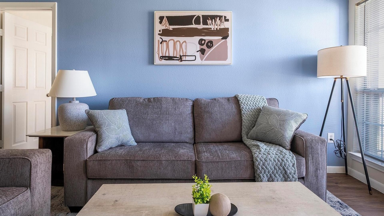 Photo of Livingroom in Southbelt/Ellington