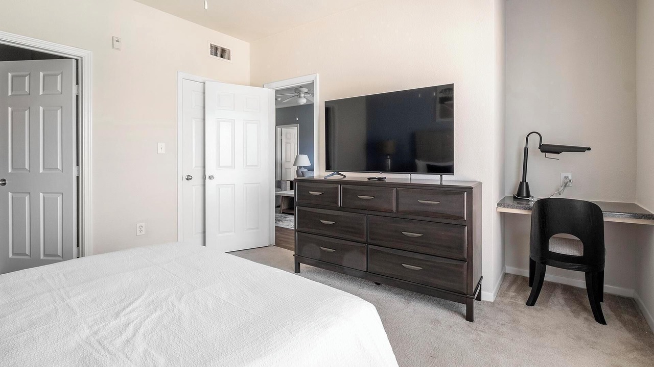 Photo of Bedroom in Southbelt/Ellington