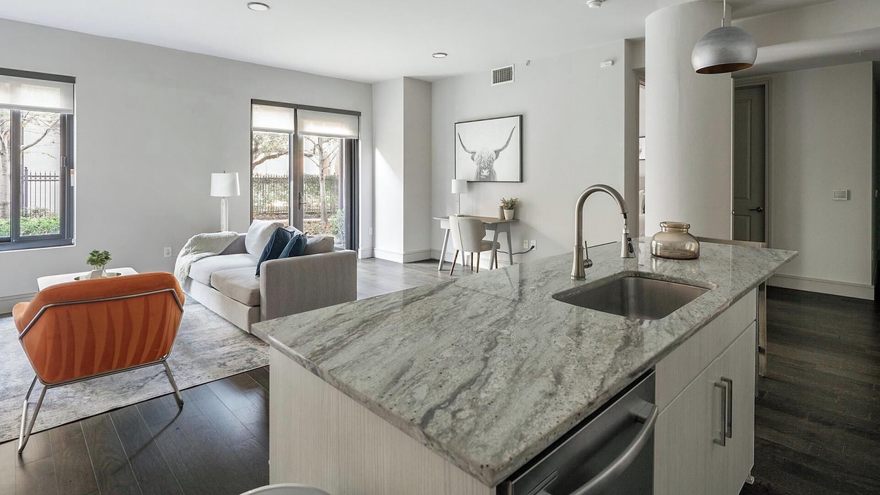 Photo of Livingroom in Houston