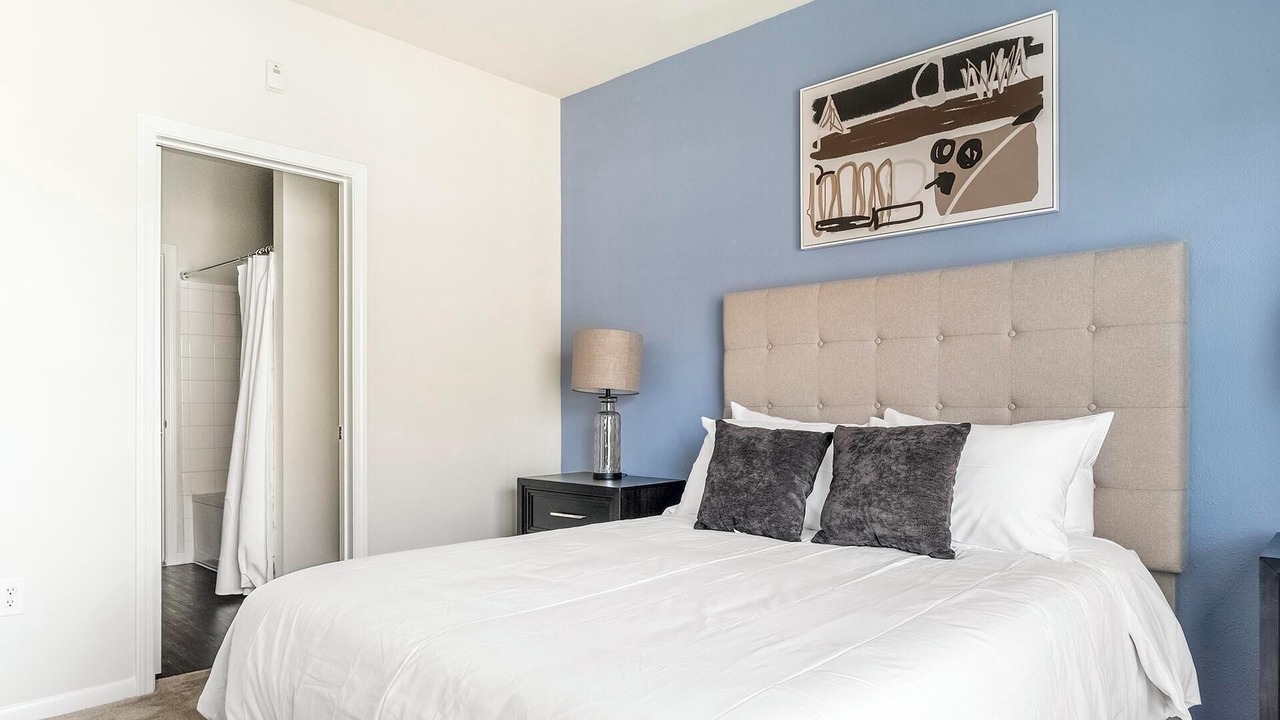 Photo of Bedroom in Southbelt/Ellington