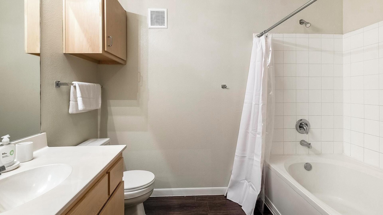 Photo of Bathroom in Southbelt/Ellington