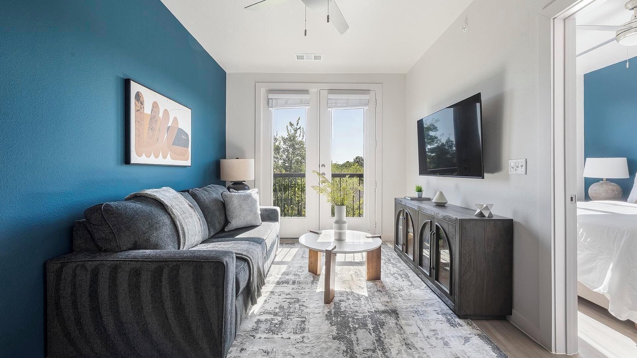 Photo of Livingroom in Sweetbriar