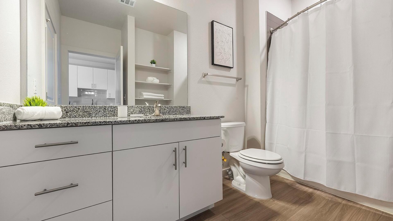 Photo of Bathroom in Sweetbriar
