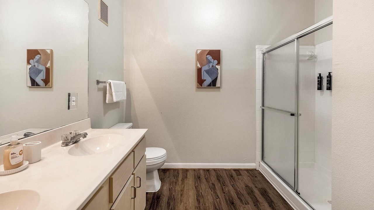 Photo of Bathroom in Southbelt/Ellington