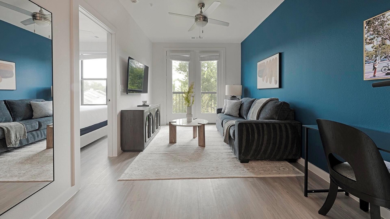 Photo of Livingroom in Sweetbriar