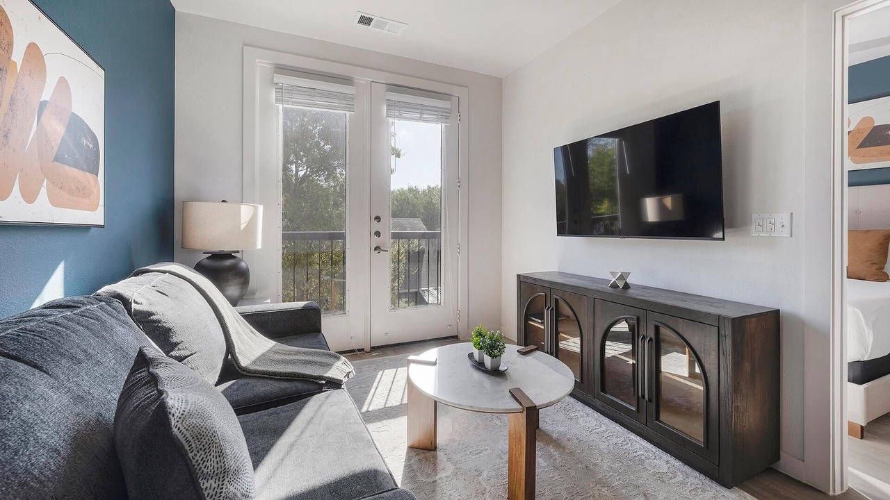 Photo of Livingroom in Sweetbriar