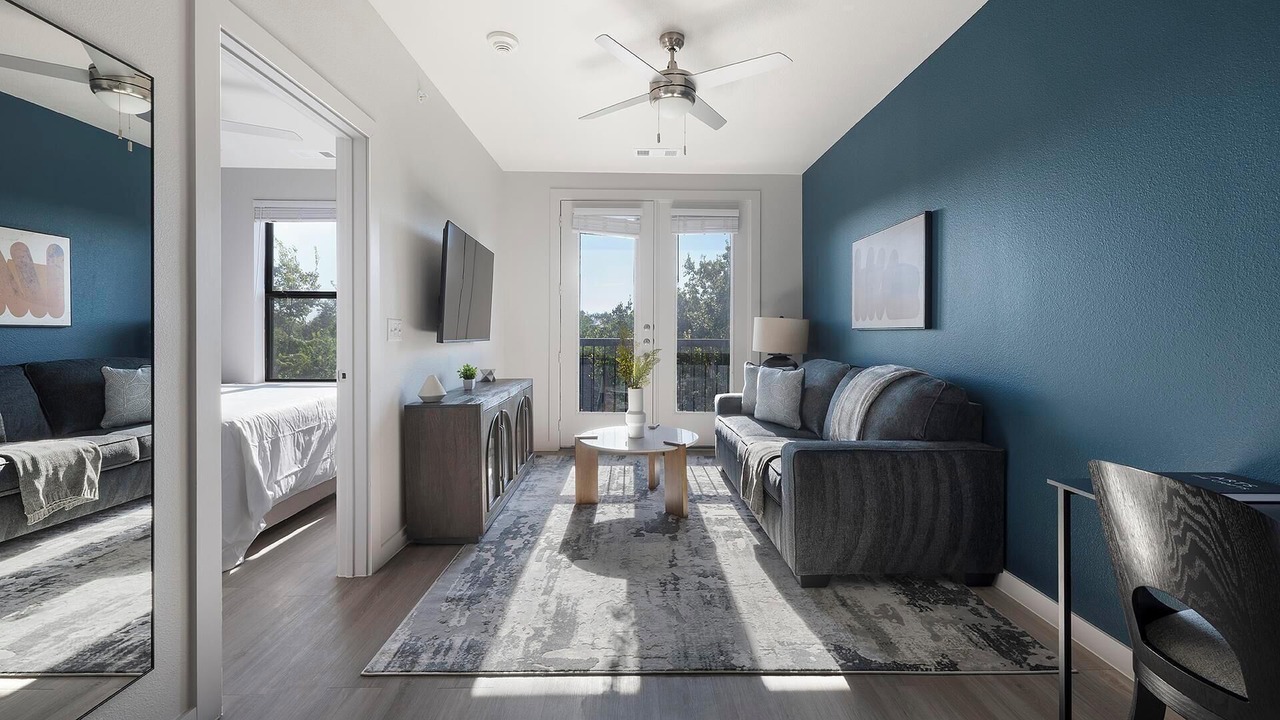 Photo of Livingroom in Sweetbriar