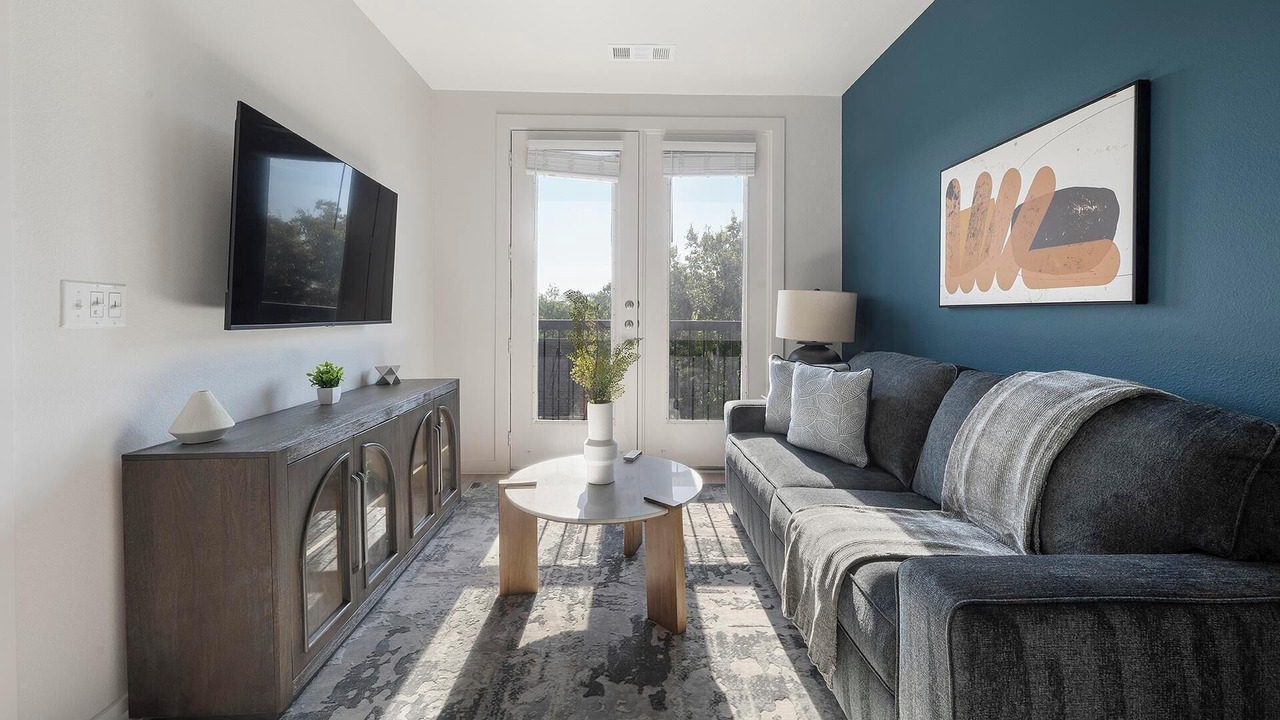 Photo of Livingroom in Sweetbriar