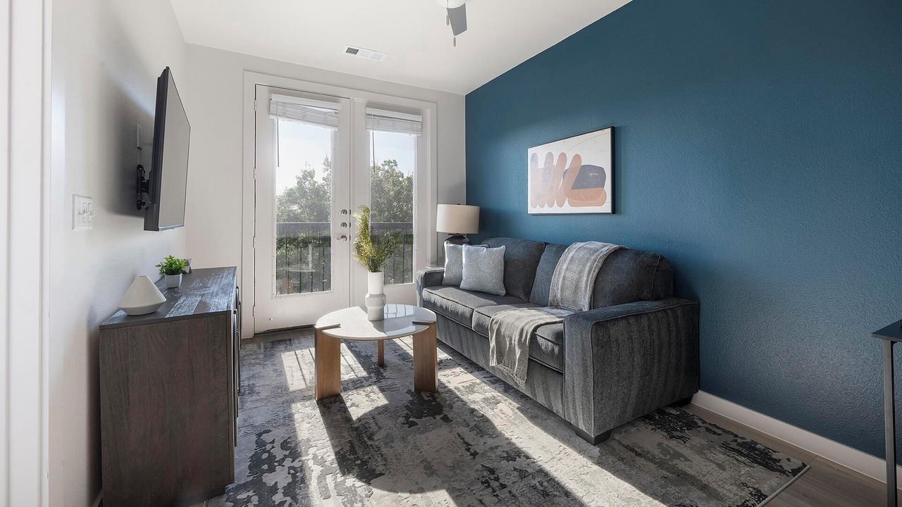 Photo of Livingroom in Sweetbriar