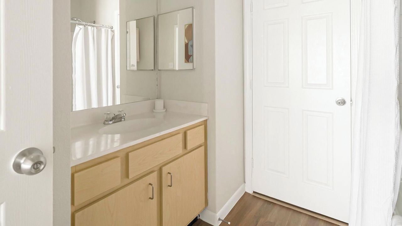 Photo of Bathroom in Southbelt/Ellington