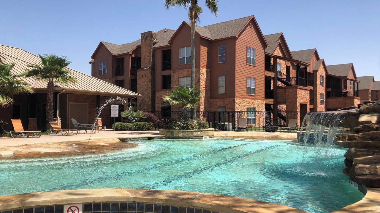 Photo of Outdoor in Southbelt/Ellington